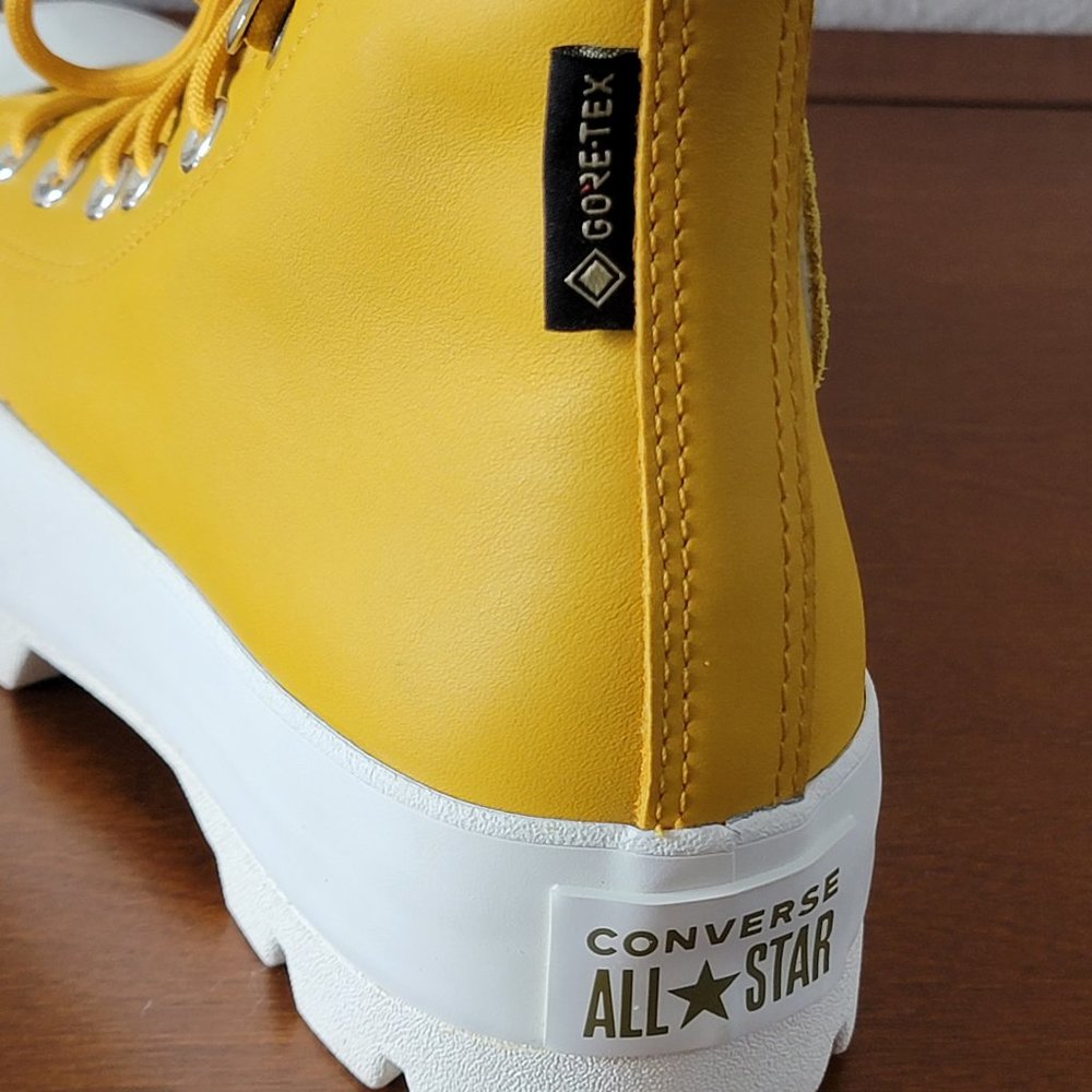 Converse Women's CTAS Lugged Winter Hi Leather Gore-Tex 565005C Gold Dart - Picture 9 of 9